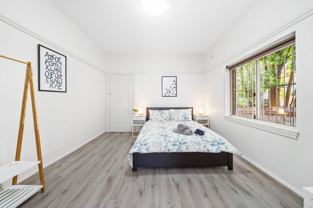 Burwood New 2 Bedroom 2 Bathroom Apartment Cité de Cité de Sydney Extérieur photo