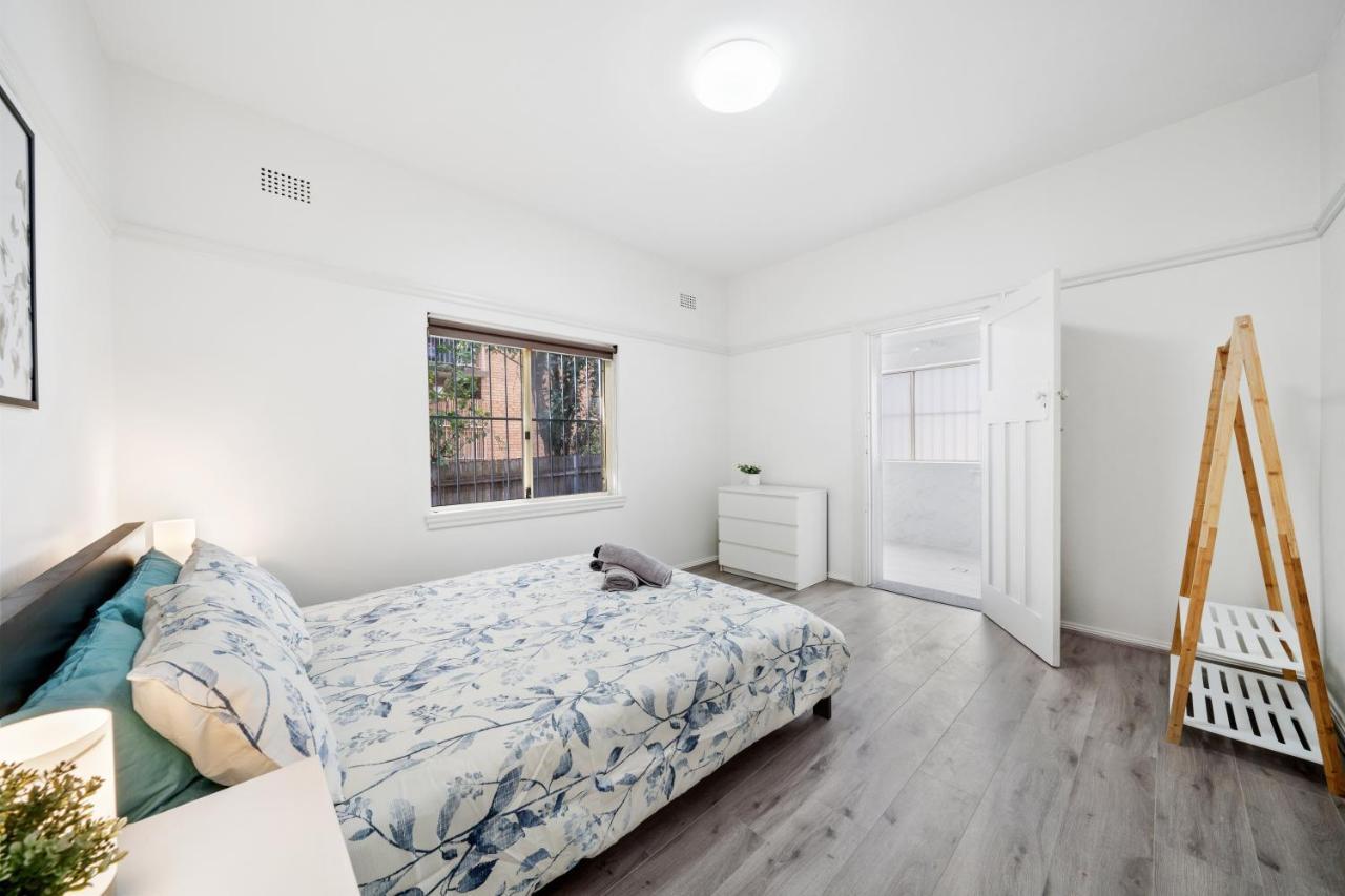 Burwood New 2 Bedroom 2 Bathroom Apartment Cité de Cité de Sydney Extérieur photo